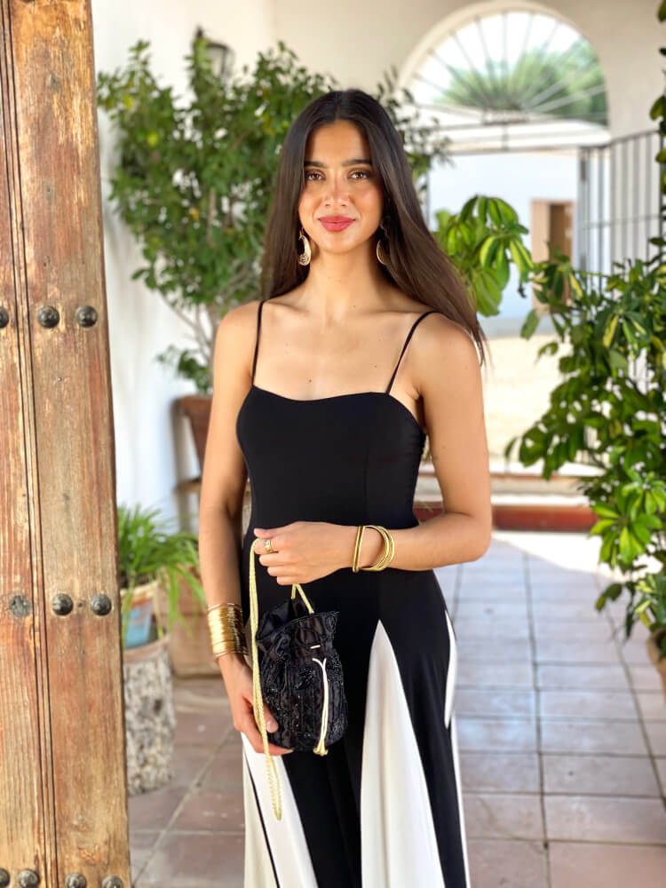Vestido elegante blanco y negro con tirantas